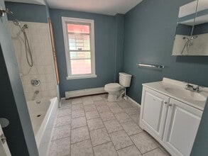69 E John St, Unit 2nd Floor in Hicksville, NY - Building Photo - Building Photo