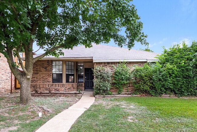 property at 1439 Colborne Dr