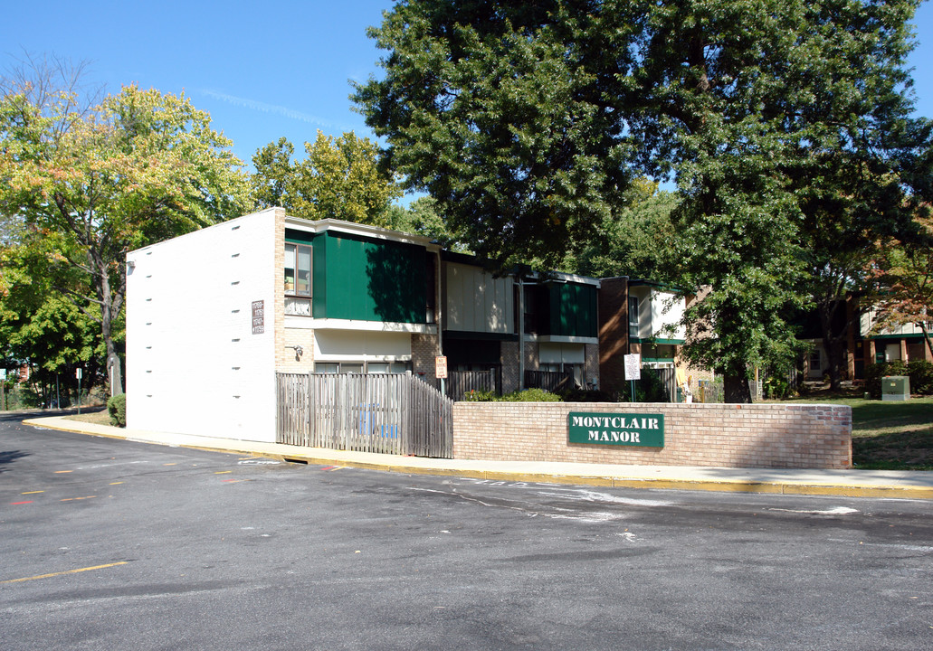 Montclair Manor in Silver Spring, MD - Building Photo