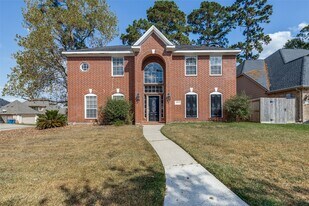 19026 Owen Oak Dr in Humble, TX - Building Photo