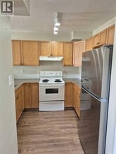 545 Highlands Blvd W in Lethbridge, AB - Building Photo - Building Photo