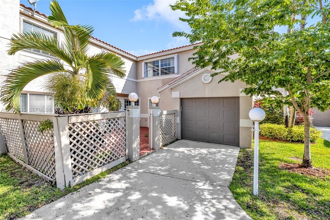 11163 Chandler Dr in Hollywood, FL - Building Photo - Building Photo