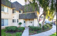 19030 Hamlin St, Unit 1