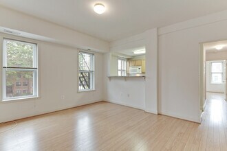 1340 Fairmont St NW in Washington, DC - Building Photo - Building Photo