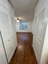 3660 Inverrary Dr in Lauderhill, FL - Building Photo - Building Photo
