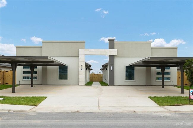 property at 1900 W Violet Dr