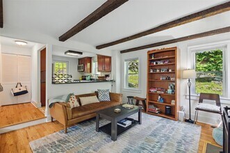 24 Annadale St in Armonk, NY - Building Photo - Building Photo