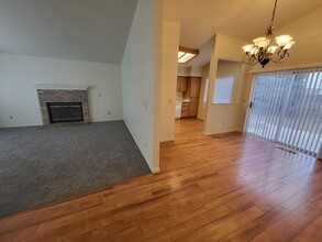 630 Boulder Cir in Dayton, NV - Building Photo - Building Photo