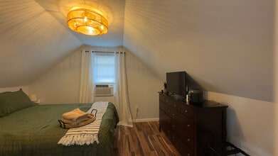 2215 Maynard Ave in Utica, NY - Building Photo - Building Photo