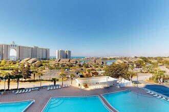 122 Seascape Dr, Unit SI ID1447161P in Destin, FL - Building Photo - Building Photo