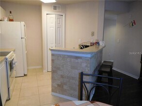 18106 Peregrines Perch Pl-Unit -5208 in Lutz, FL - Building Photo - Building Photo