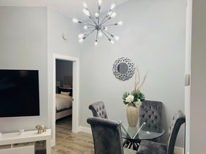 206 Liberty Ct, Unit 206 in Deerfield Beach, FL - Foto de edificio - Building Photo