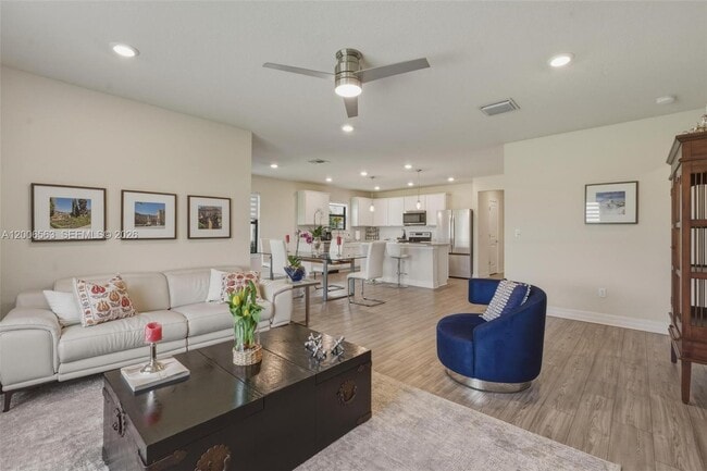 property at 3141 Poinciana St
