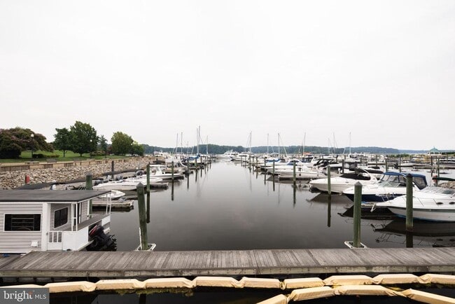 610 Marina Landing Ln in Woodbridge, VA - Building Photo - Building Photo