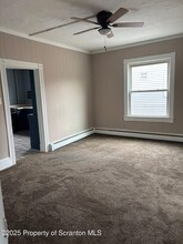 210 Center St in Clarks Summit, PA - Building Photo - Building Photo