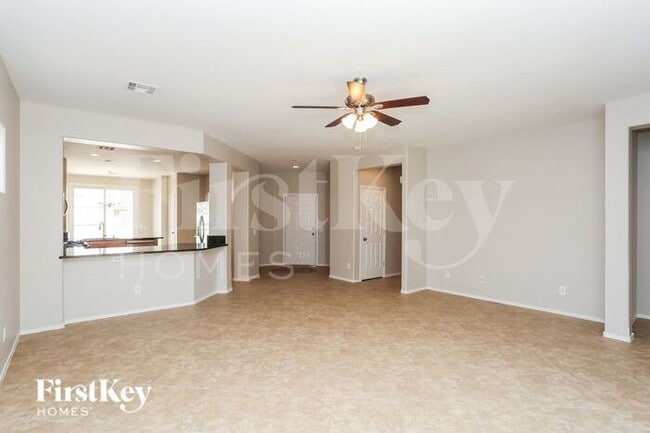 8920 El Diablo Ct in Las Vegas, NV - Building Photo - Building Photo