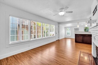 539 6th St N, Unit 539 6th St N #1 in St. Petersburg, FL - Building Photo - Building Photo