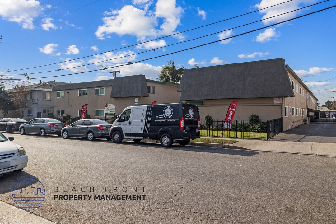 12417 Benedict Ave. in Downey, CA - Building Photo