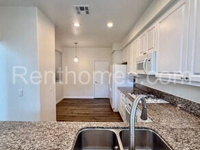 11679 Westview Pkwy in San Diego, CA - Building Photo - Building Photo