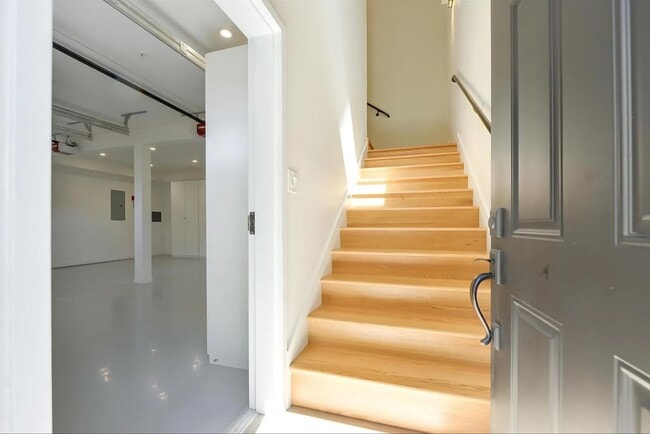 421 Harrison Ave in Redwood City, CA - Building Photo - Building Photo