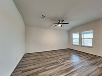 13015 Louberg Vly in San Antonio, TX - Building Photo - Building Photo