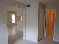 8771 NW 39th St in Sunrise, FL - Building Photo - Building Photo