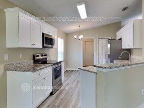 2394 Bayhill Dr in Melbourne, FL - Building Photo - Building Photo