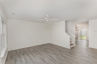 400 Erin Taylor Ln in Charlotte, NC - Building Photo - Building Photo