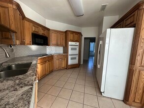 3028 Whitehall Ln in Wichita Falls, TX - Building Photo - Building Photo