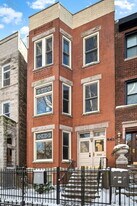 843 W Newport Ave in Chicago, IL - Building Photo