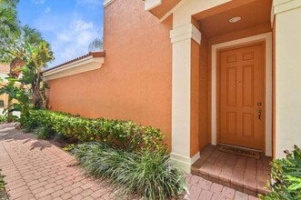 7310 Briella Dr in Boynton Beach, FL - Building Photo - Building Photo