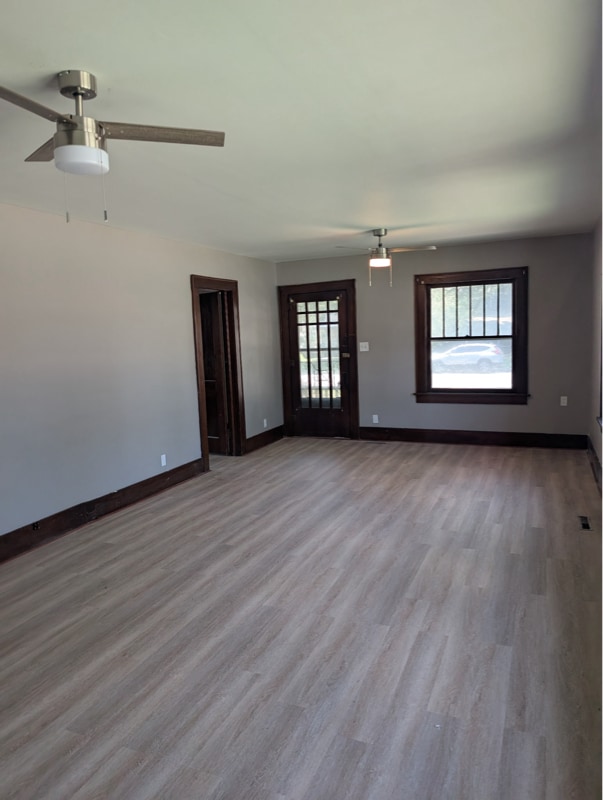 property at 703 S Jefferson Ave