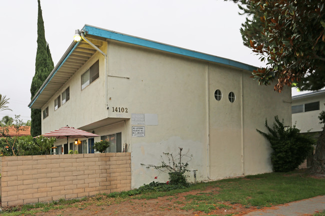 14102 Buena St in Garden Grove, CA - Foto de edificio - Building Photo