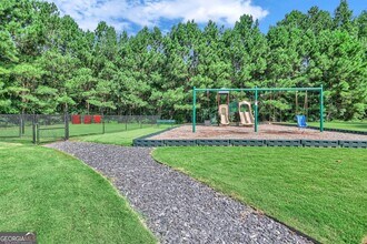 119 Creekside Way in Newnan, GA - Building Photo - Building Photo
