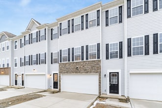 129 Dusky Willow Dr in Reynoldsburg, OH - Foto de edificio - Building Photo