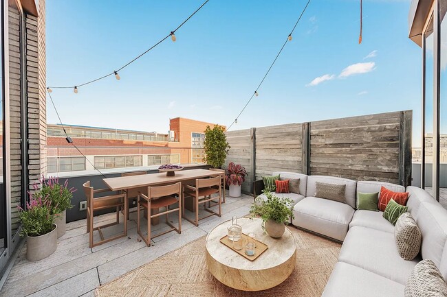 54 Noll St in Brooklyn, NY - Building Photo - Building Photo