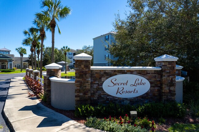 Secret Lake Resort in Kissimmee, FL - Foto de edificio - Building Photo