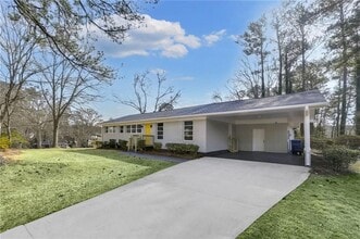 1963 Shepherd Cir SW in Atlanta, GA - Building Photo - Building Photo