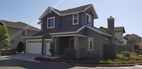 1611 Chianti Ln in Santa Maria, CA - Foto de edificio - Building Photo