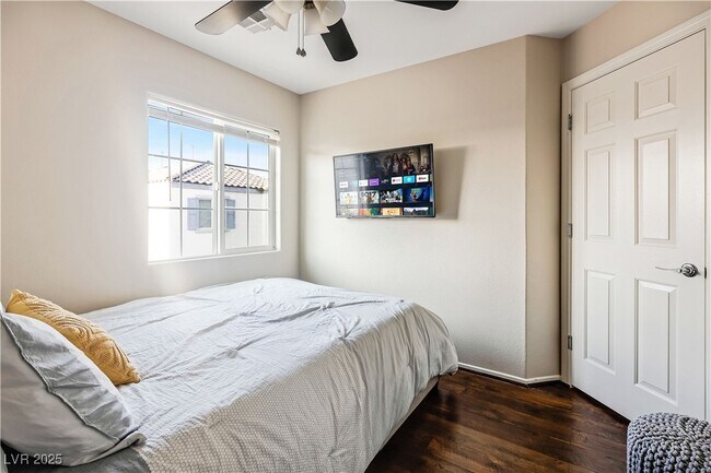 property at 9065 Hanging Tapestry Ct