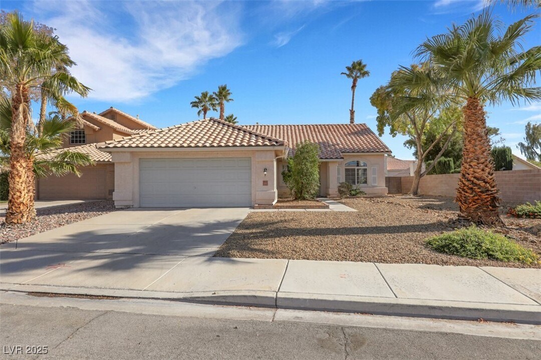 234 Innsdale Ct in Henderson, NV - Building Photo