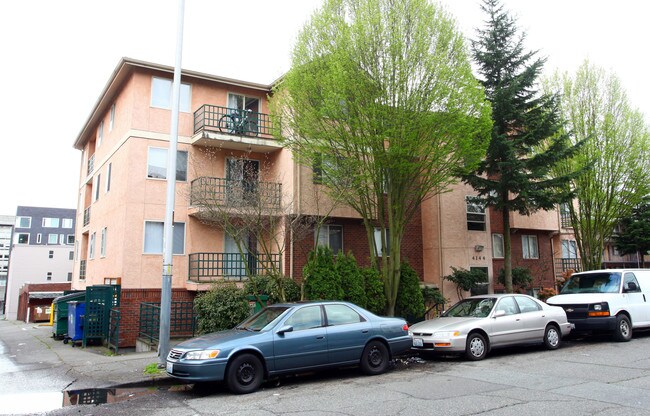 Echo Apartments in Seattle, WA - Foto de edificio - Building Photo