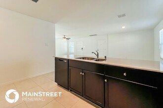 2973 Wallace Wls Ct, Unit D233 in Crandall, TX - Foto de edificio - Building Photo