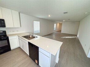 3927 Selawik St in Sherman, TX - Building Photo - Building Photo