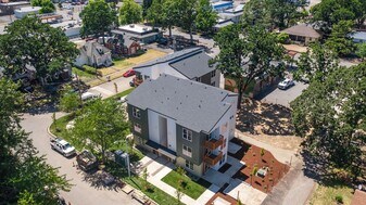 1345 Waller St SE in Salem, OR - Building Photo