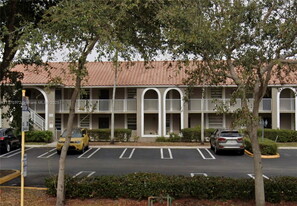 11213 Royal Palm Blvd in Coral Springs, FL - Building Photo