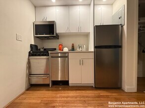515 Beacon St, Unit 1 in Boston, MA - Building Photo - Building Photo