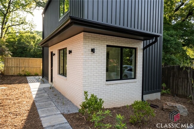 297 Morton Ave in Athens, GA - Building Photo - Building Photo
