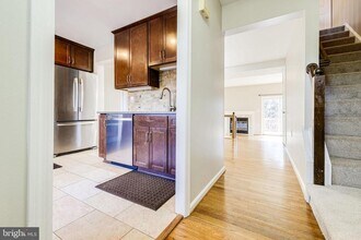 6120 Talavera Ct in Alexandria, VA - Building Photo - Building Photo