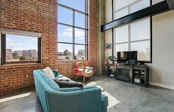 3110 Thomas Ave, Unit 541 in Dallas, TX - Building Photo - Building Photo